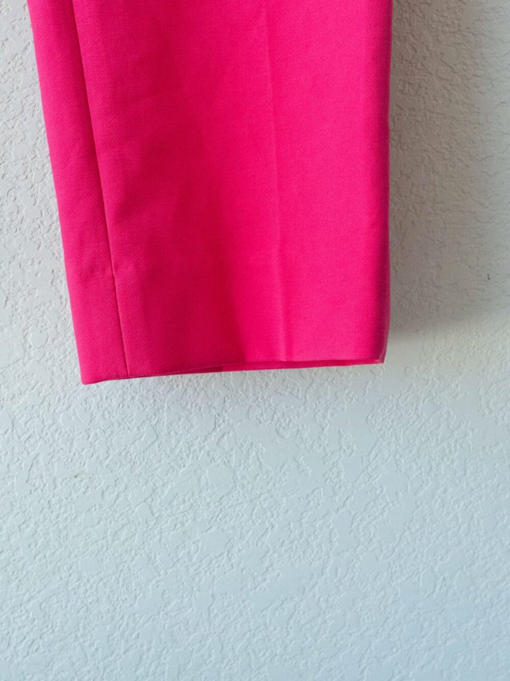 WHBM Jolie Pants Womens 4L NWT Hot Pink Azalea Straight Leg Silver Button Stretc - Picture 9 of 15